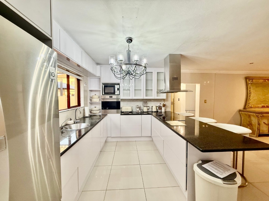 4 Bedroom Property for Sale in Melodie North West